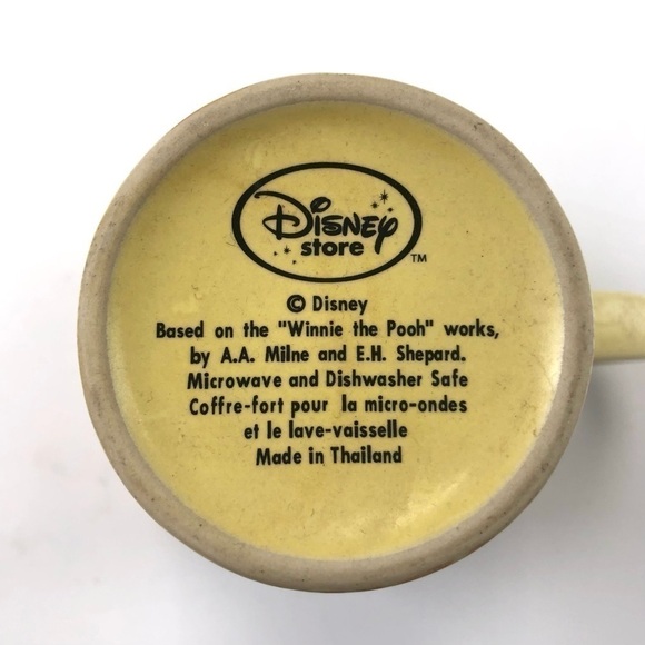 Winnie the Pooh gold lustre double sided image Disney Store mug - Picture 5 of 6